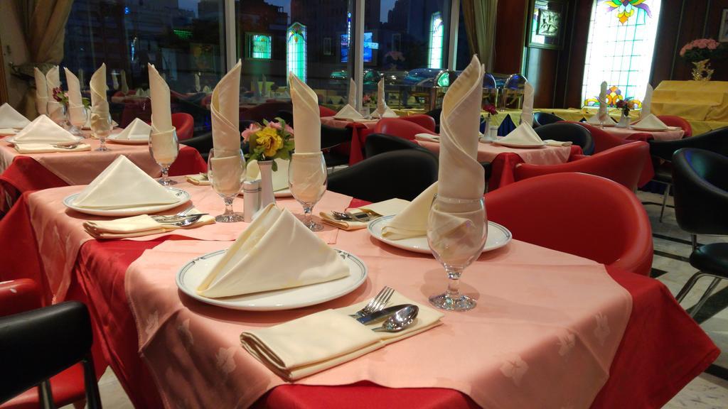 Ramee Guestline Hotel Dubai Luaran gambar
